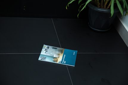 Essenza Nero