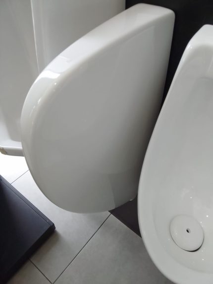Urinal Separator 35x10x76 D02 Castleware